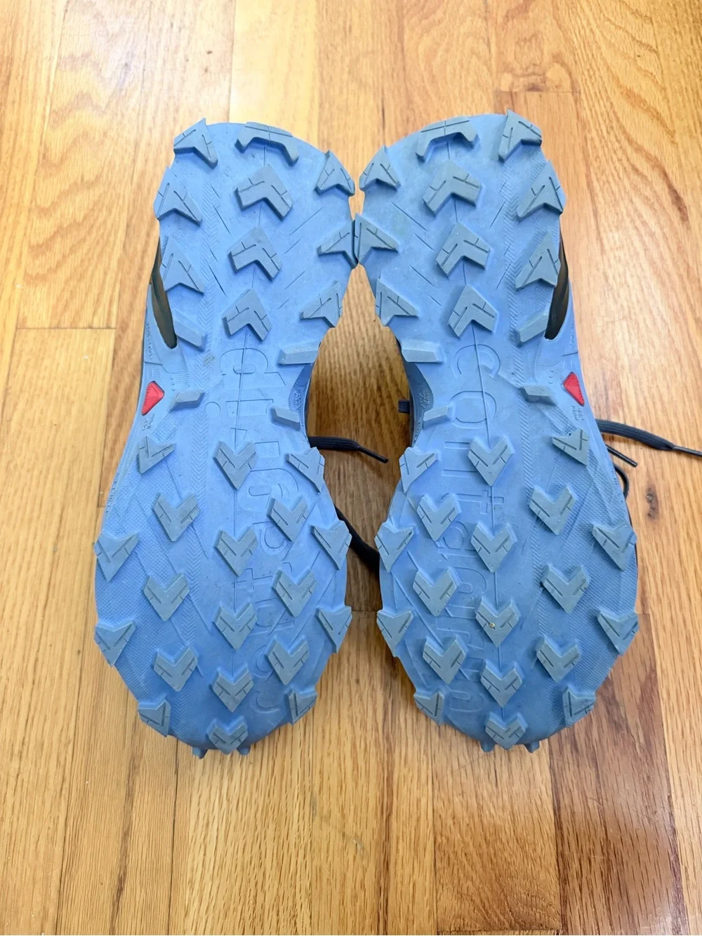 Salomon Women’s Grey Athletic Trail Shoes with Light Blue Accents
